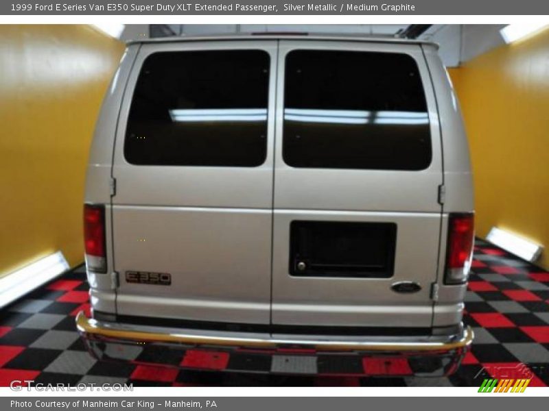 Silver Metallic / Medium Graphite 1999 Ford E Series Van E350 Super Duty XLT Extended Passenger