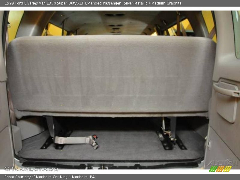 Silver Metallic / Medium Graphite 1999 Ford E Series Van E350 Super Duty XLT Extended Passenger