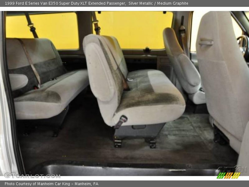 Silver Metallic / Medium Graphite 1999 Ford E Series Van E350 Super Duty XLT Extended Passenger