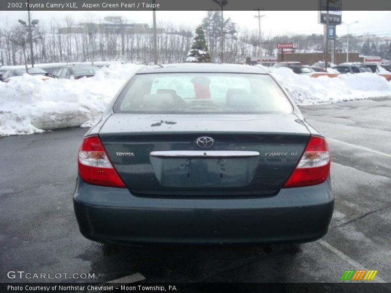 Aspen Green Pearl / Taupe 2002 Toyota Camry XLE