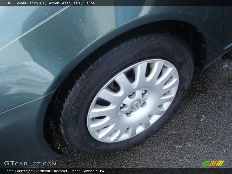 Aspen Green Pearl / Taupe 2002 Toyota Camry XLE