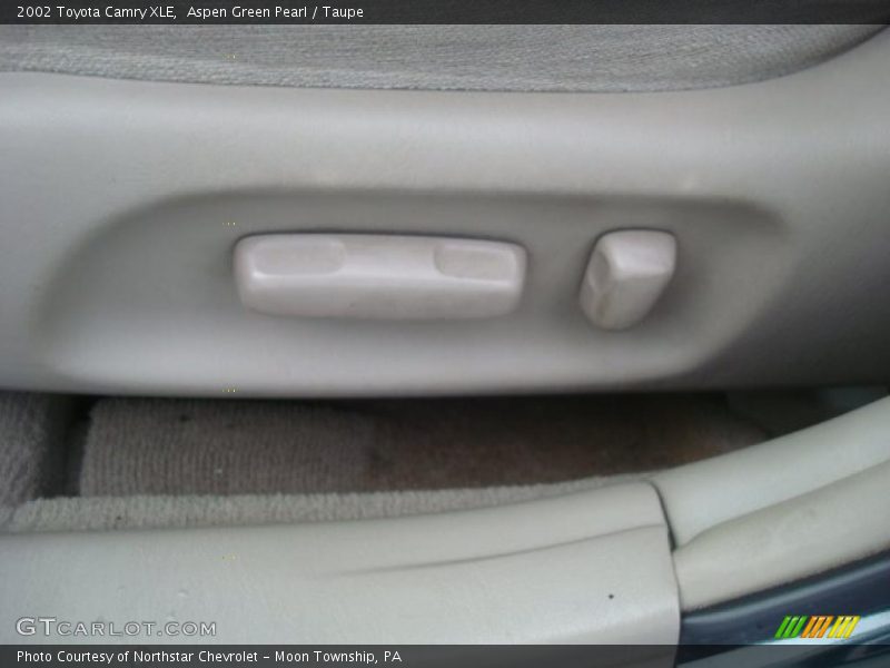 Aspen Green Pearl / Taupe 2002 Toyota Camry XLE