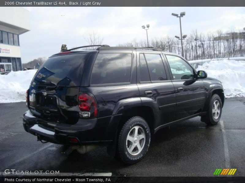 Black / Light Gray 2006 Chevrolet TrailBlazer LS 4x4