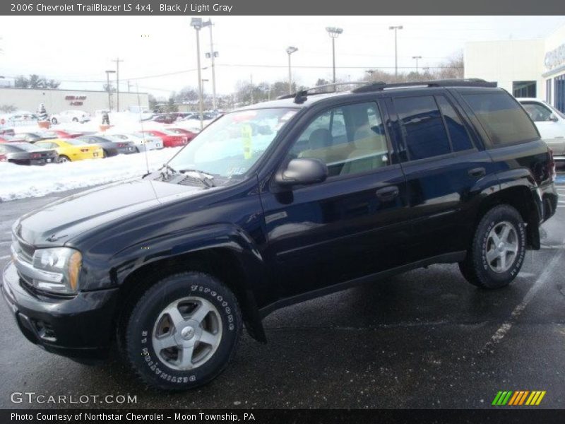 Black / Light Gray 2006 Chevrolet TrailBlazer LS 4x4