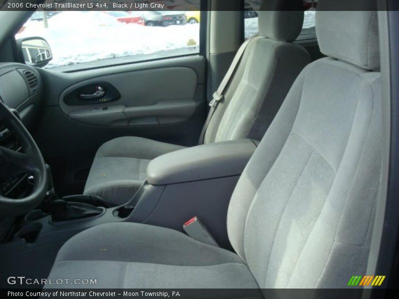 Black / Light Gray 2006 Chevrolet TrailBlazer LS 4x4