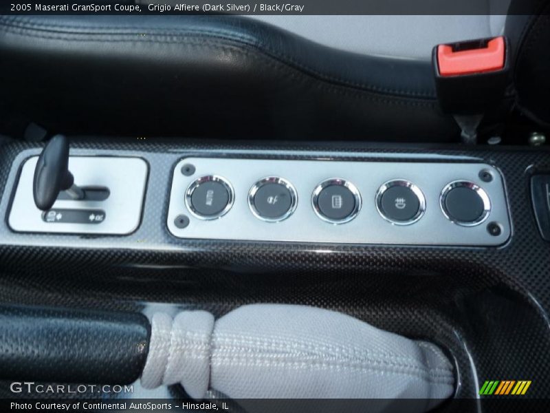 Grigio Alfiere (Dark Silver) / Black/Gray 2005 Maserati GranSport Coupe