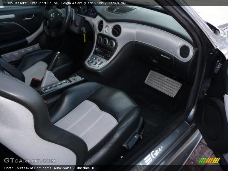 Grigio Alfiere (Dark Silver) / Black/Gray 2005 Maserati GranSport Coupe