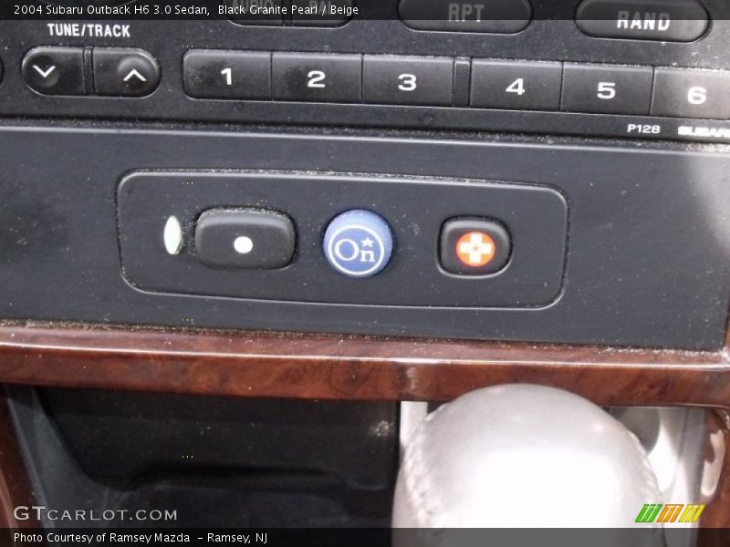 Black Granite Pearl / Beige 2004 Subaru Outback H6 3.0 Sedan