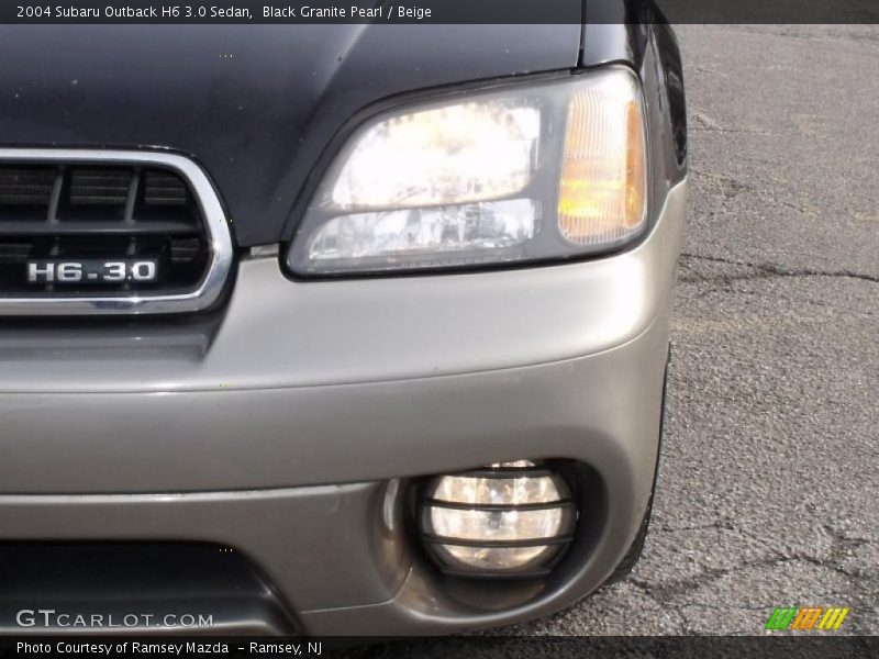 Black Granite Pearl / Beige 2004 Subaru Outback H6 3.0 Sedan