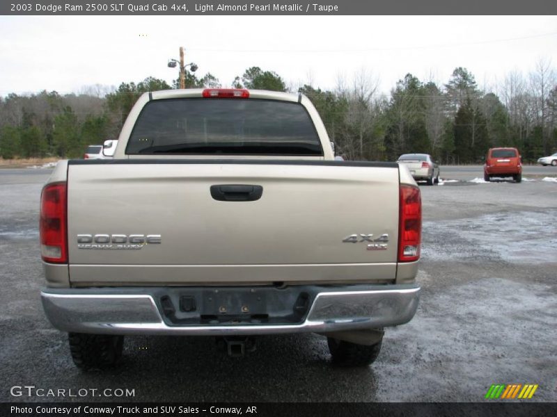 Light Almond Pearl Metallic / Taupe 2003 Dodge Ram 2500 SLT Quad Cab 4x4