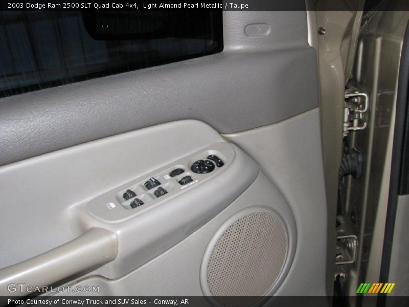 Light Almond Pearl Metallic / Taupe 2003 Dodge Ram 2500 SLT Quad Cab 4x4
