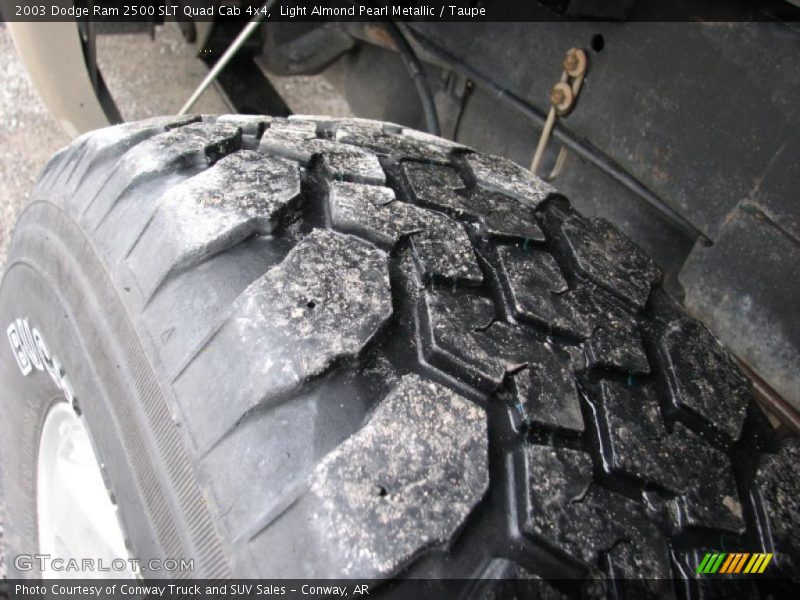 Light Almond Pearl Metallic / Taupe 2003 Dodge Ram 2500 SLT Quad Cab 4x4