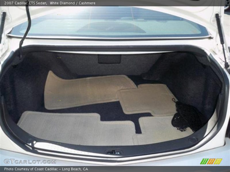 White Diamond / Cashmere 2007 Cadillac CTS Sedan