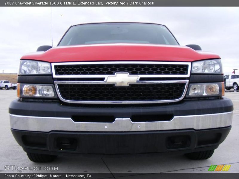 Victory Red / Dark Charcoal 2007 Chevrolet Silverado 1500 Classic LS Extended Cab