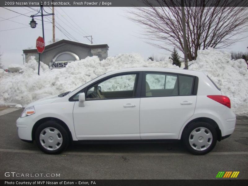 Fresh Powder / Beige 2009 Nissan Versa 1.8 S Hatchback