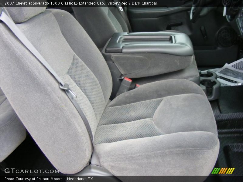 Victory Red / Dark Charcoal 2007 Chevrolet Silverado 1500 Classic LS Extended Cab