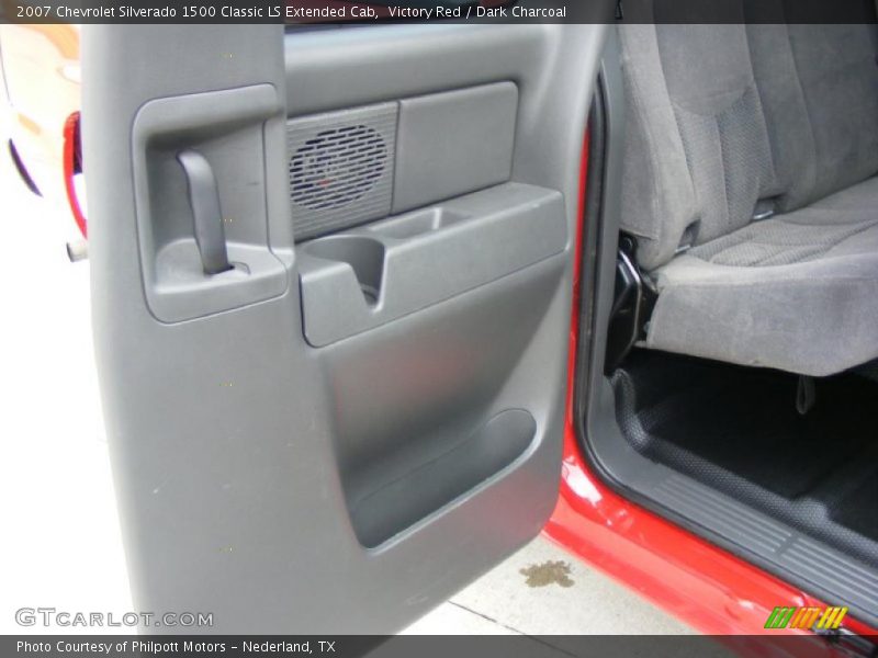 Victory Red / Dark Charcoal 2007 Chevrolet Silverado 1500 Classic LS Extended Cab
