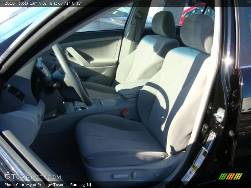 Black / Ash Gray 2010 Toyota Camry LE
