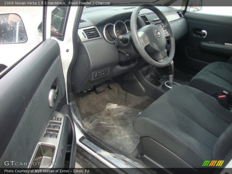 Fresh Powder / Charcoal 2009 Nissan Versa 1.8 S Hatchback