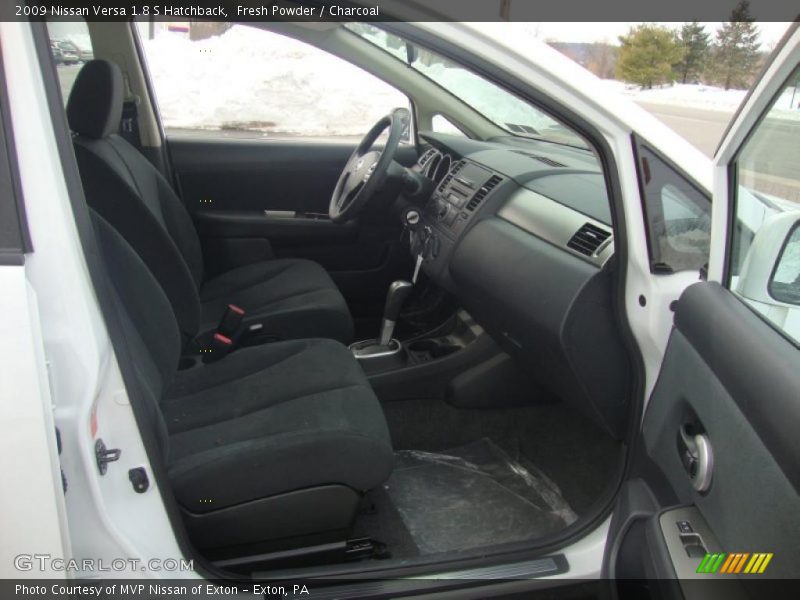 Fresh Powder / Charcoal 2009 Nissan Versa 1.8 S Hatchback