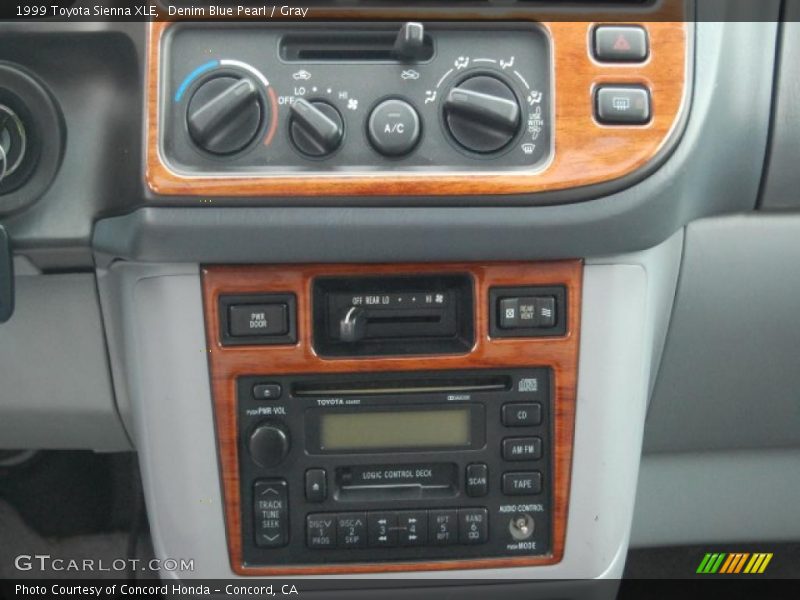 Denim Blue Pearl / Gray 1999 Toyota Sienna XLE