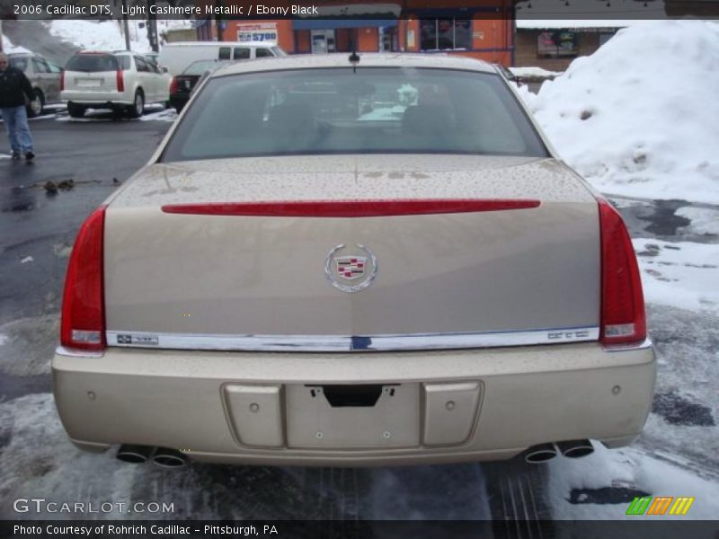 Light Cashmere Metallic / Ebony Black 2006 Cadillac DTS