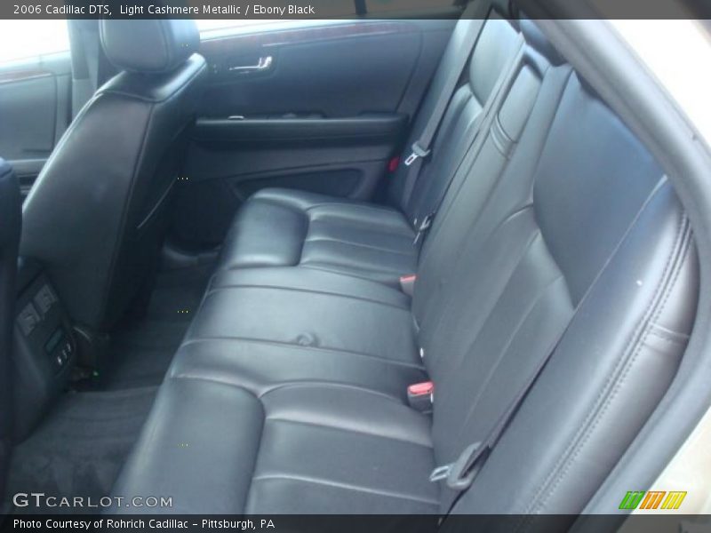 Light Cashmere Metallic / Ebony Black 2006 Cadillac DTS