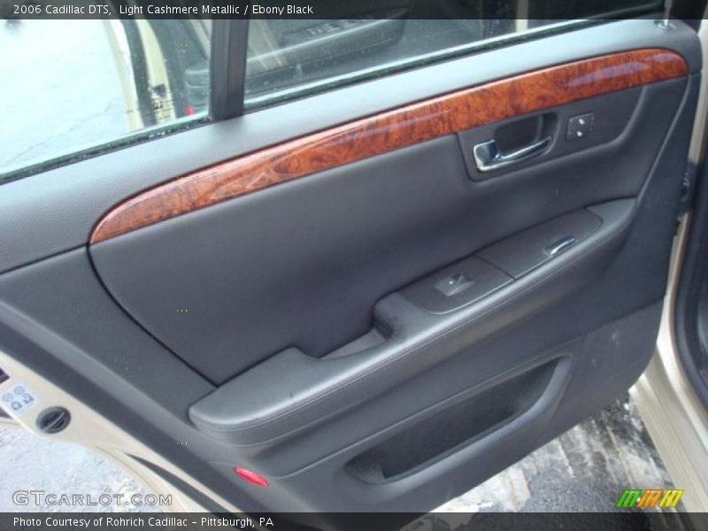 Light Cashmere Metallic / Ebony Black 2006 Cadillac DTS