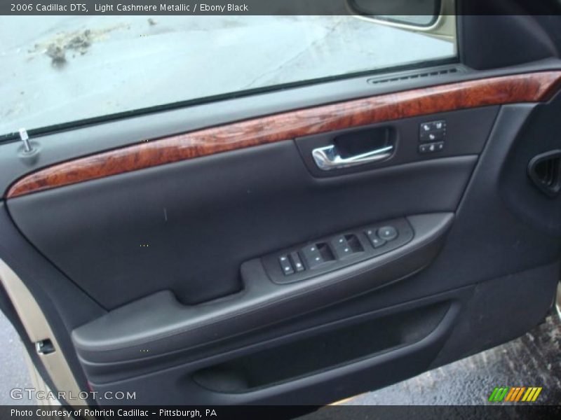 Light Cashmere Metallic / Ebony Black 2006 Cadillac DTS