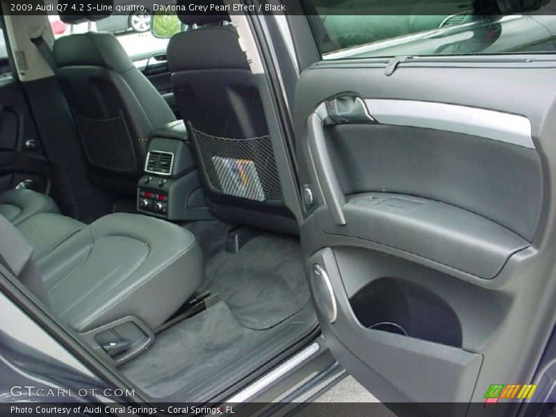 Daytona Grey Pearl Effect / Black 2009 Audi Q7 4.2 S-Line quattro