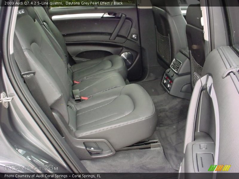 Daytona Grey Pearl Effect / Black 2009 Audi Q7 4.2 S-Line quattro