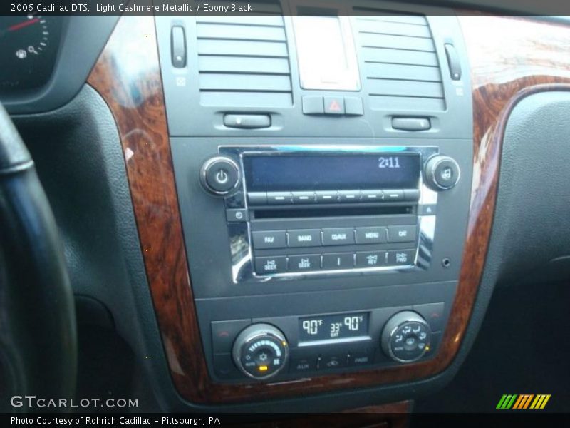 Light Cashmere Metallic / Ebony Black 2006 Cadillac DTS