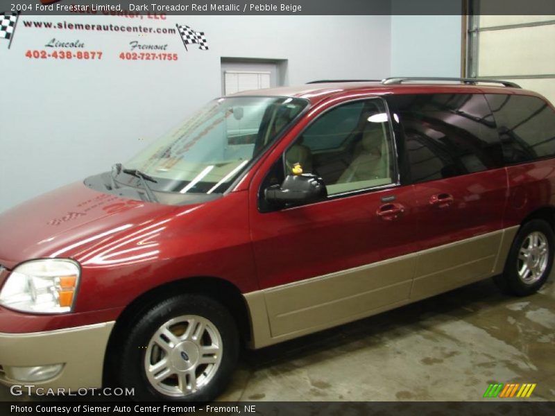 Dark Toreador Red Metallic / Pebble Beige 2004 Ford Freestar Limited