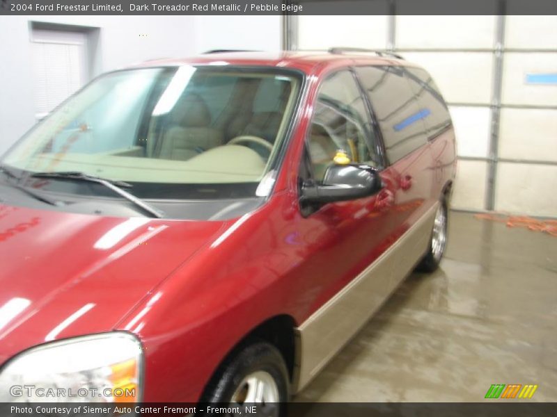 Dark Toreador Red Metallic / Pebble Beige 2004 Ford Freestar Limited