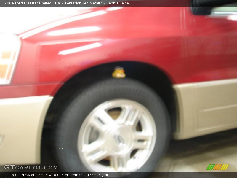 Dark Toreador Red Metallic / Pebble Beige 2004 Ford Freestar Limited