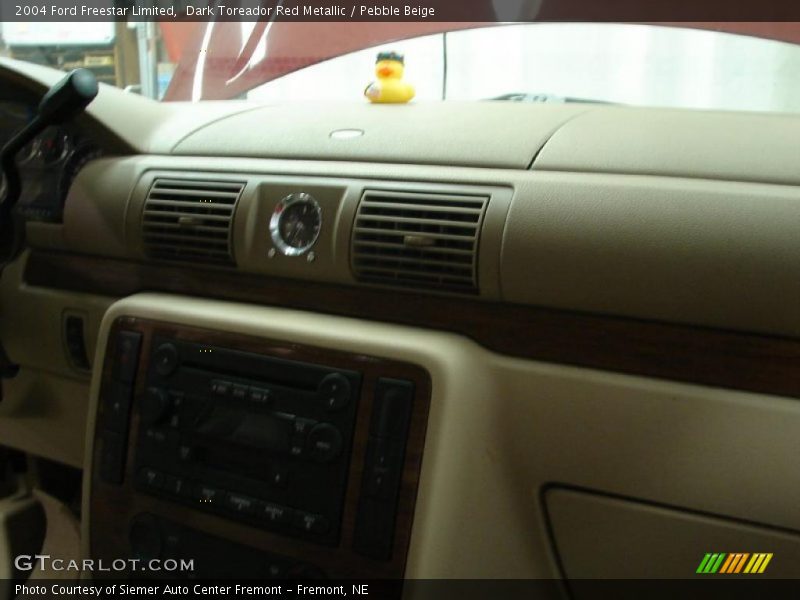 Dark Toreador Red Metallic / Pebble Beige 2004 Ford Freestar Limited