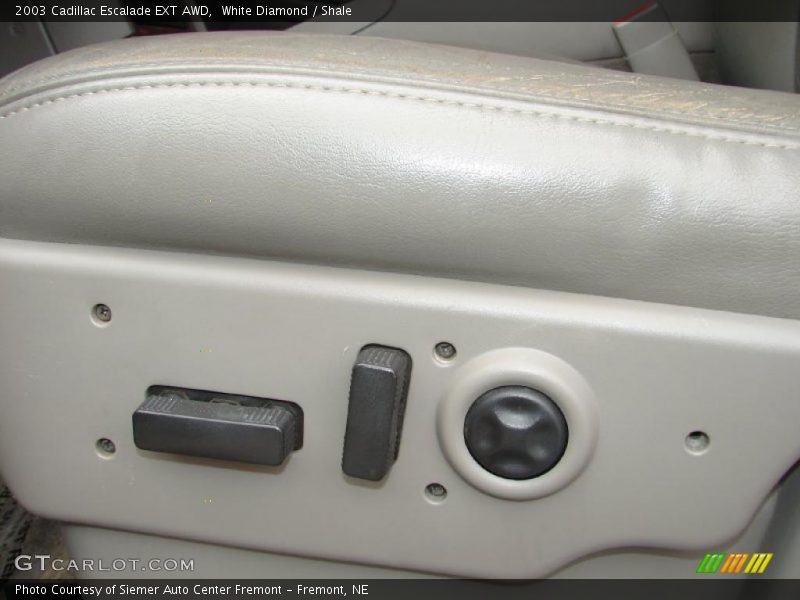 White Diamond / Shale 2003 Cadillac Escalade EXT AWD