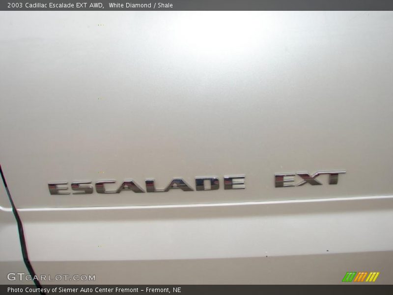 White Diamond / Shale 2003 Cadillac Escalade EXT AWD