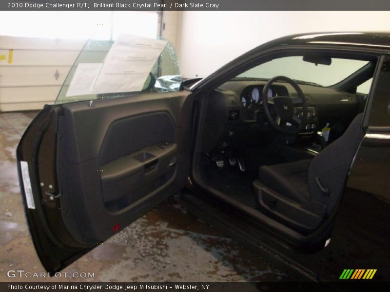 Brilliant Black Crystal Pearl / Dark Slate Gray 2010 Dodge Challenger R/T