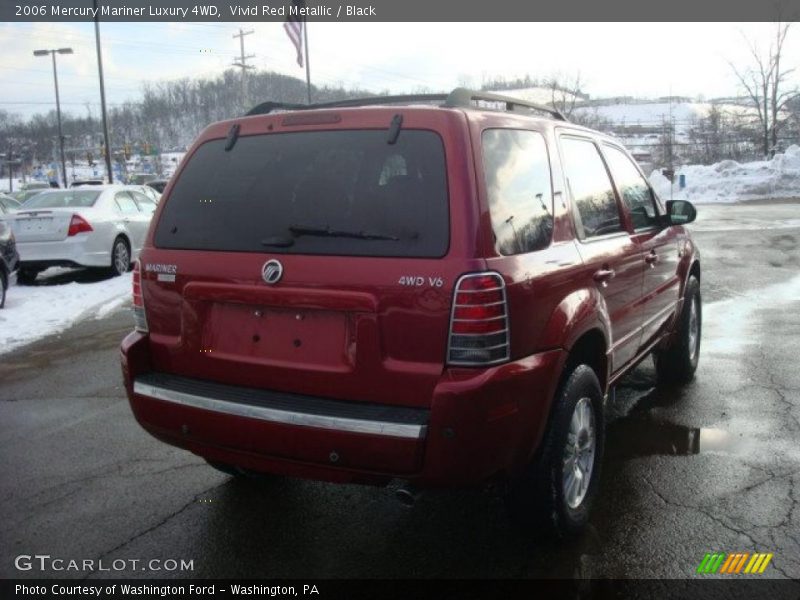 Vivid Red Metallic / Black 2006 Mercury Mariner Luxury 4WD