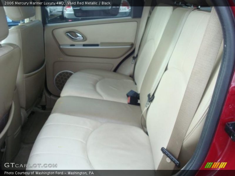 Vivid Red Metallic / Black 2006 Mercury Mariner Luxury 4WD