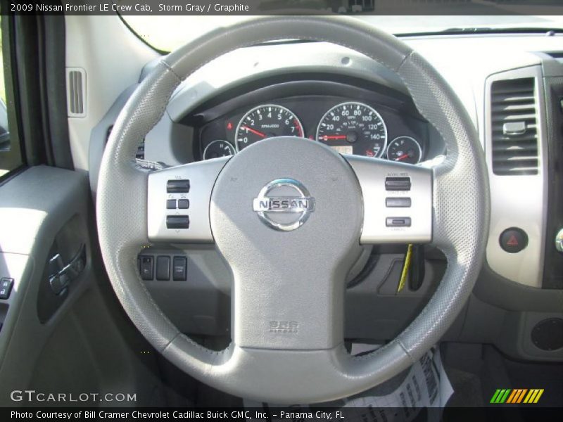 Storm Gray / Graphite 2009 Nissan Frontier LE Crew Cab
