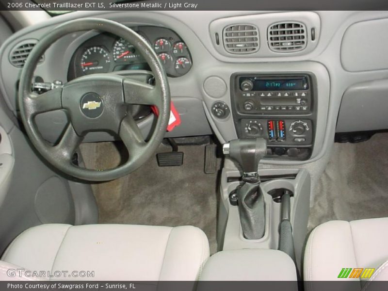 Silverstone Metallic / Light Gray 2006 Chevrolet TrailBlazer EXT LS