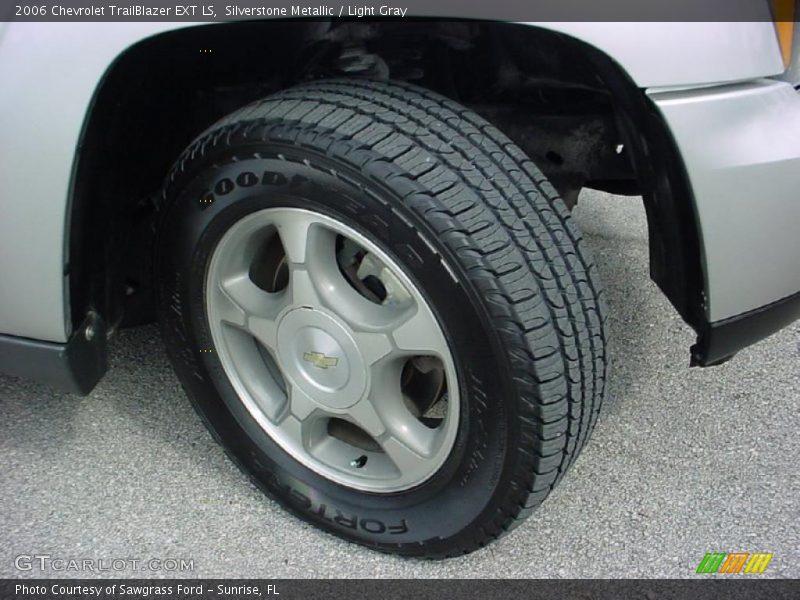 Silverstone Metallic / Light Gray 2006 Chevrolet TrailBlazer EXT LS