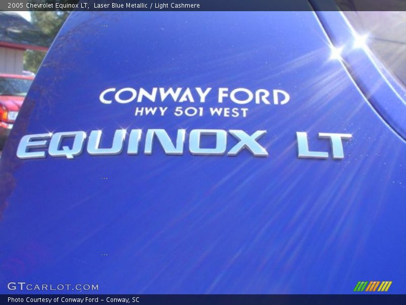 Laser Blue Metallic / Light Cashmere 2005 Chevrolet Equinox LT
