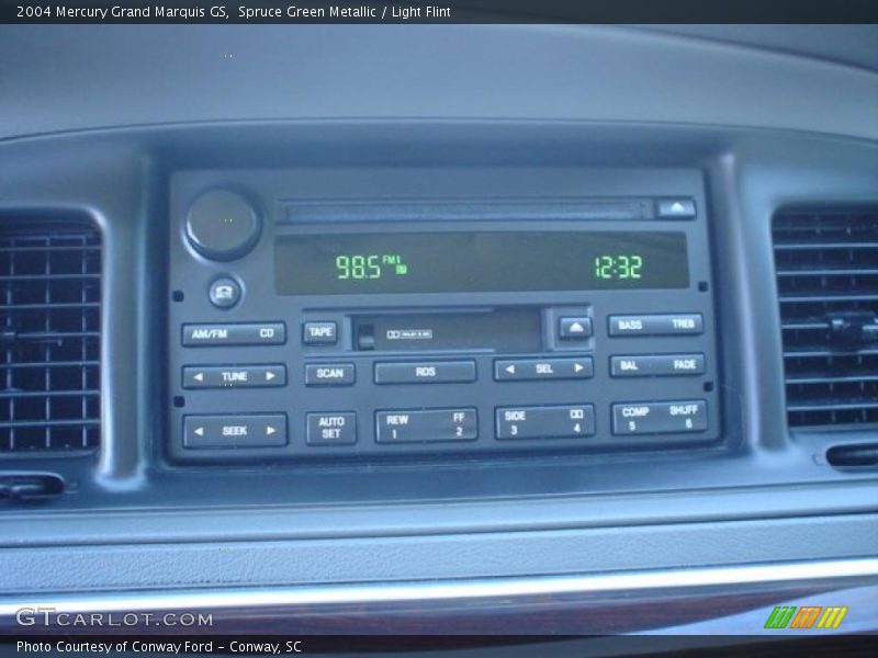 Spruce Green Metallic / Light Flint 2004 Mercury Grand Marquis GS