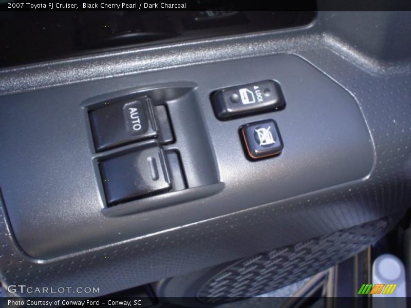 Black Cherry Pearl / Dark Charcoal 2007 Toyota FJ Cruiser