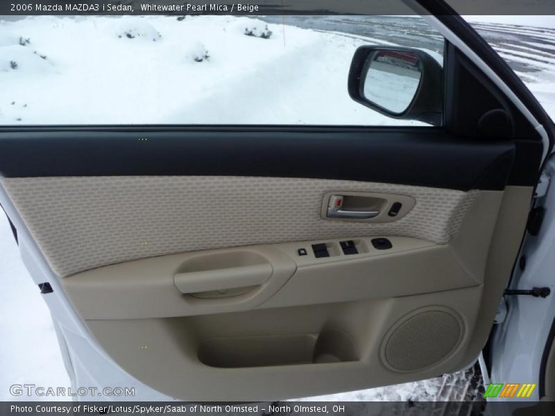Whitewater Pearl Mica / Beige 2006 Mazda MAZDA3 i Sedan