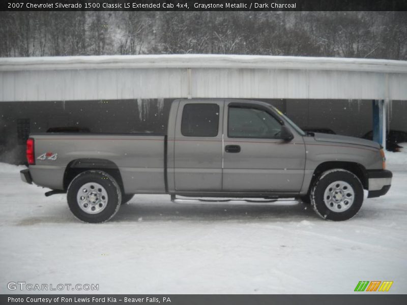 Graystone Metallic / Dark Charcoal 2007 Chevrolet Silverado 1500 Classic LS Extended Cab 4x4