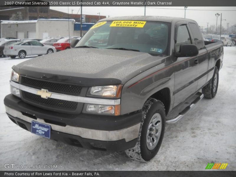 Graystone Metallic / Dark Charcoal 2007 Chevrolet Silverado 1500 Classic LS Extended Cab 4x4